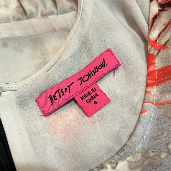 Betsey Johnson Floral Print Dress - Picture 5 of 6